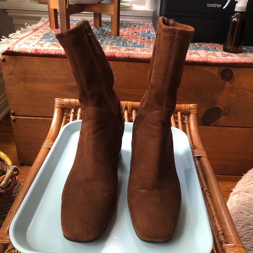 Aquatalia Carie boots (water resistant suede)